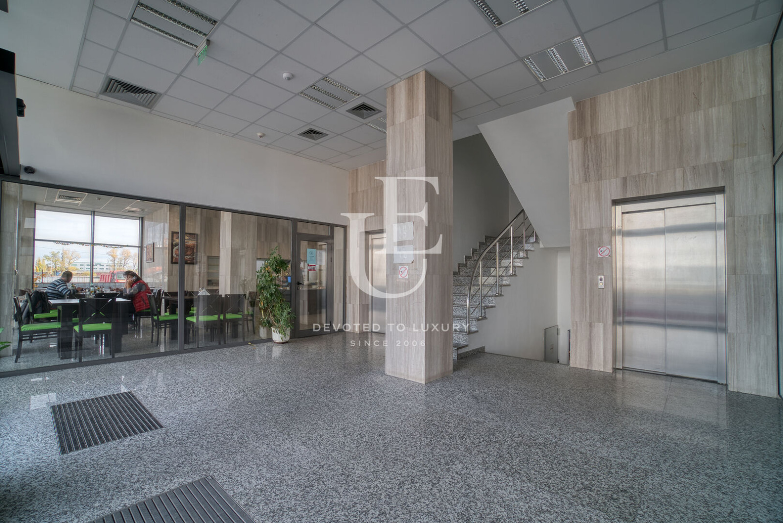Продава БИЗНЕС ИМОТ, гр. София, СПЗ Слатина, снимка 2 - Други - 54731700