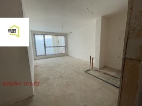 1 chambre Lozen, Sofia 6