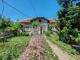 КЪЩА, 133 m2