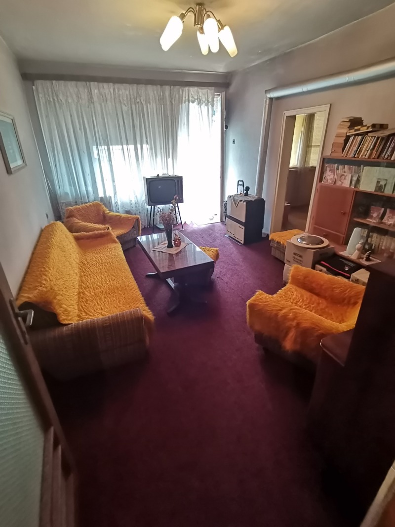 À venda  2 quartos Haskovo , Utchilichtchni , 82 m² | 15959678 - imagem [2]