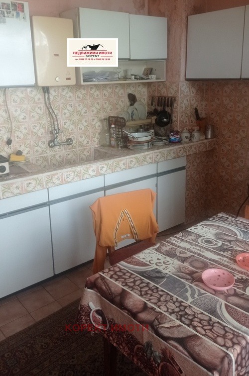 Продава 3-СТАЕН, гр. Шумен, Болницата, снимка 5 - Апартаменти - 54421389