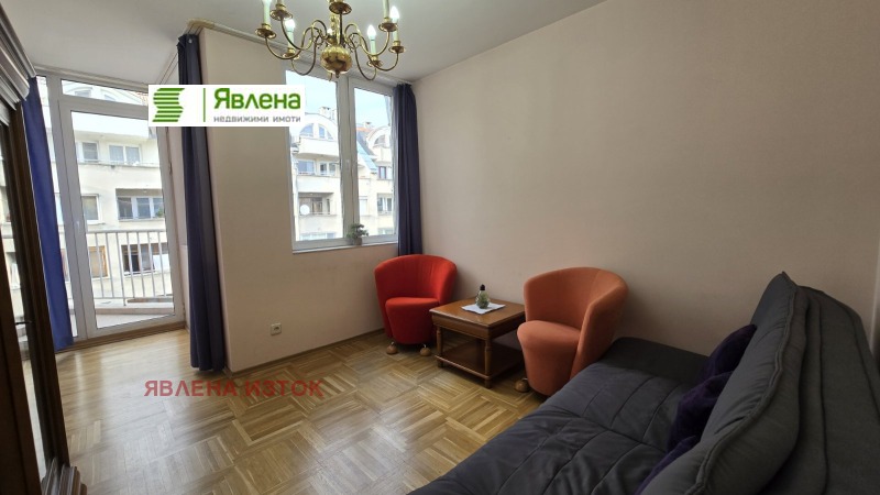 De vânzare  2 dormitoare Sofia , Hipodruma , 108 mp | 24960318 - imagine [2]