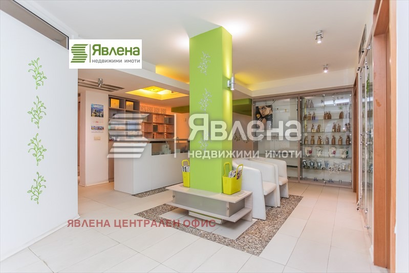Eladó  Bár; Kávézó Sofia , Goce Delcsev , 241 négyzetméter | 95110899 - kép [2]