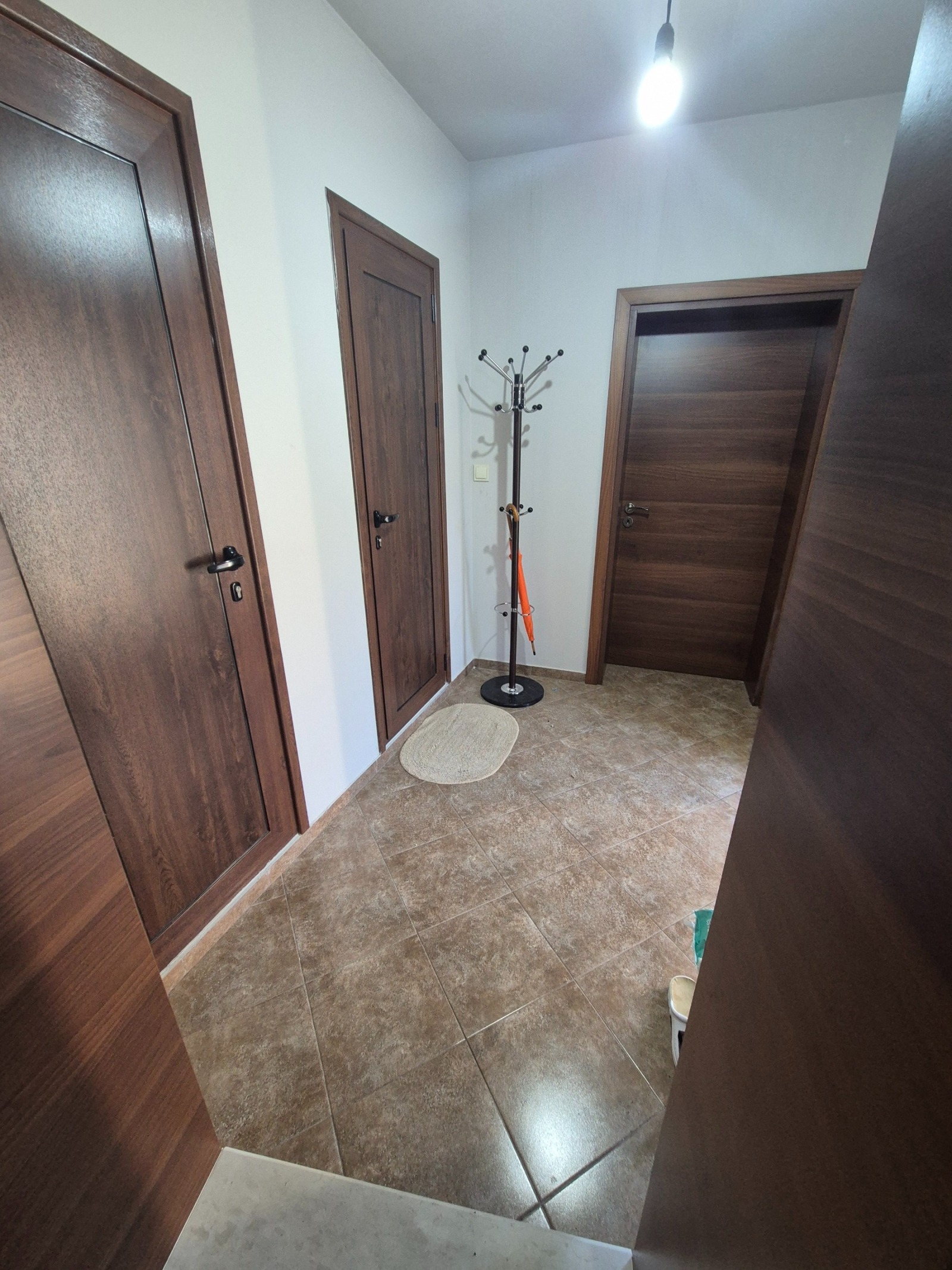 Продава КЪЩА, гр. Долни Дъбник, област Плевен, снимка 2 - Къщи - 53945228