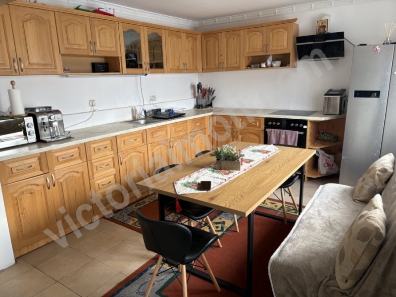 Продава КЪЩА в област Велико Търново, с. Никюп - 130 кв.м / 107 000 € » 209 273.81 лв., ВИКТОРИЯ ИМОТИ ЕООД