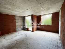 2 chambres Bolnitsata, Choumen