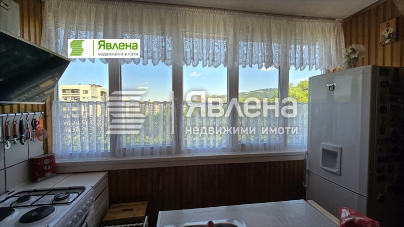 Продава 3-СТАЕН, гр. Радомир, област Перник, снимка 2 - Aпартаменти - 47709396