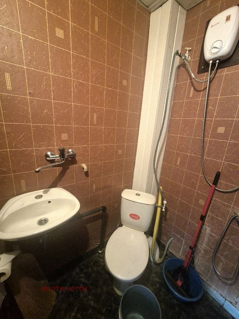 Продава 3-СТАЕН, гр. Перник, Изток, снимка 16 - Апартаменти - 53419570