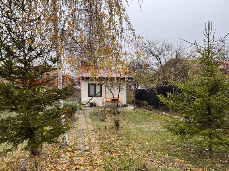 Продава КЪЩА, област София, гр. Долна баня • 50000 € • 11825812 — Holmes.bg