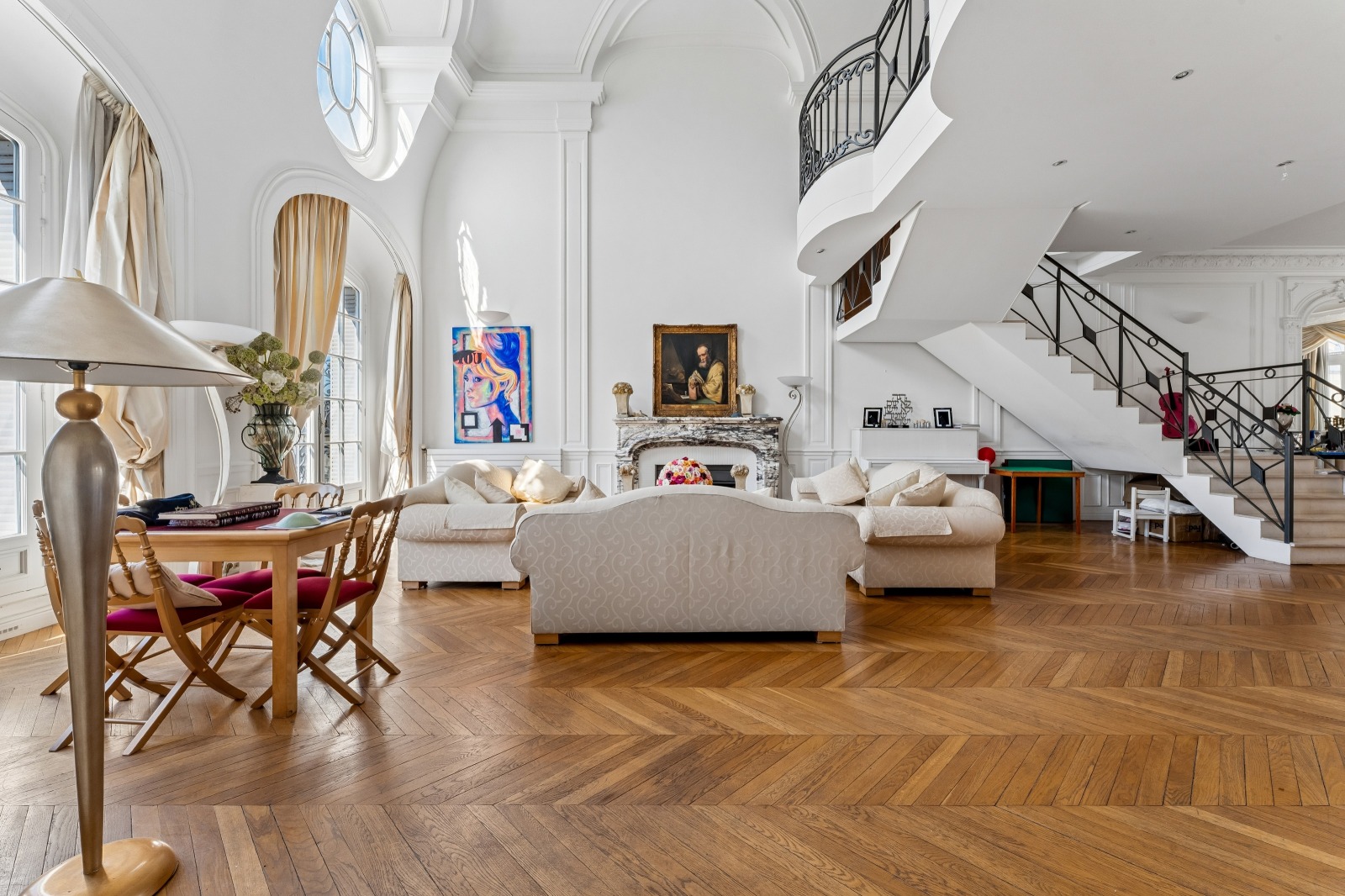 Продава МЕЗОНЕТ, гр. Бургас, Център