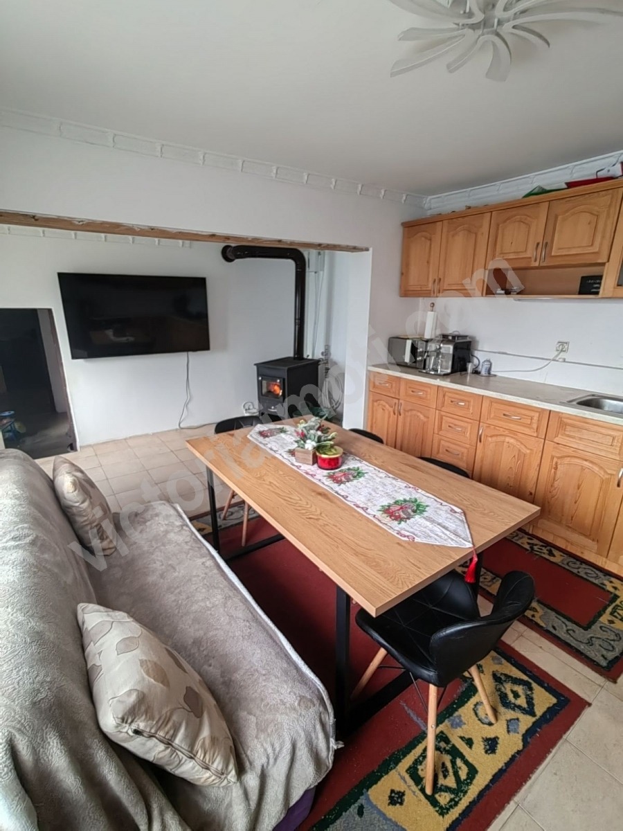 Продава КЪЩА, с. Никюп, област Велико Търново, снимка 2 - Къщи - 53184682