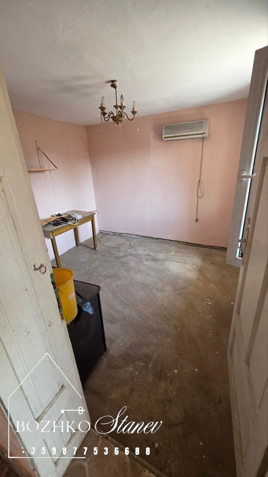 Продава КЪЩА, с. Куманово, област Варна, снимка 11 - Къщи - 54292715