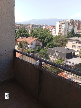 2 quartos Suhata reka, Sofia 12