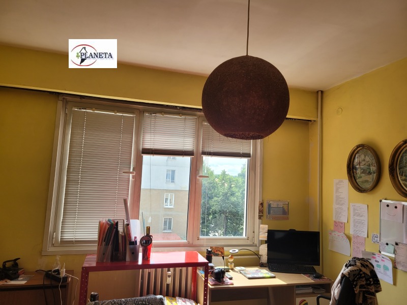 Myytävänä  1 makuuhuone Sofia , Zapaden park , 57 neliömetriä | 51851502