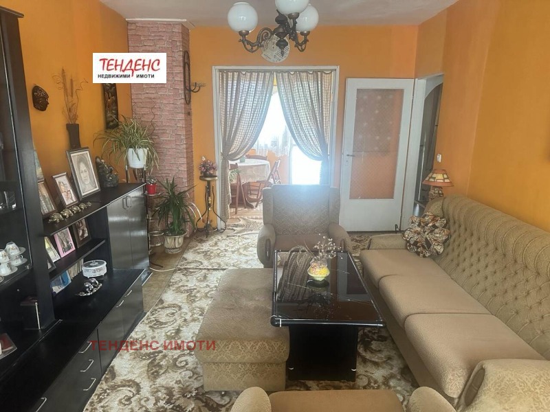 Продава МНОГОСТАЕН, град Кърджали, Възрожденци • 87000 € / 170157.21 лв. • 34479832 1