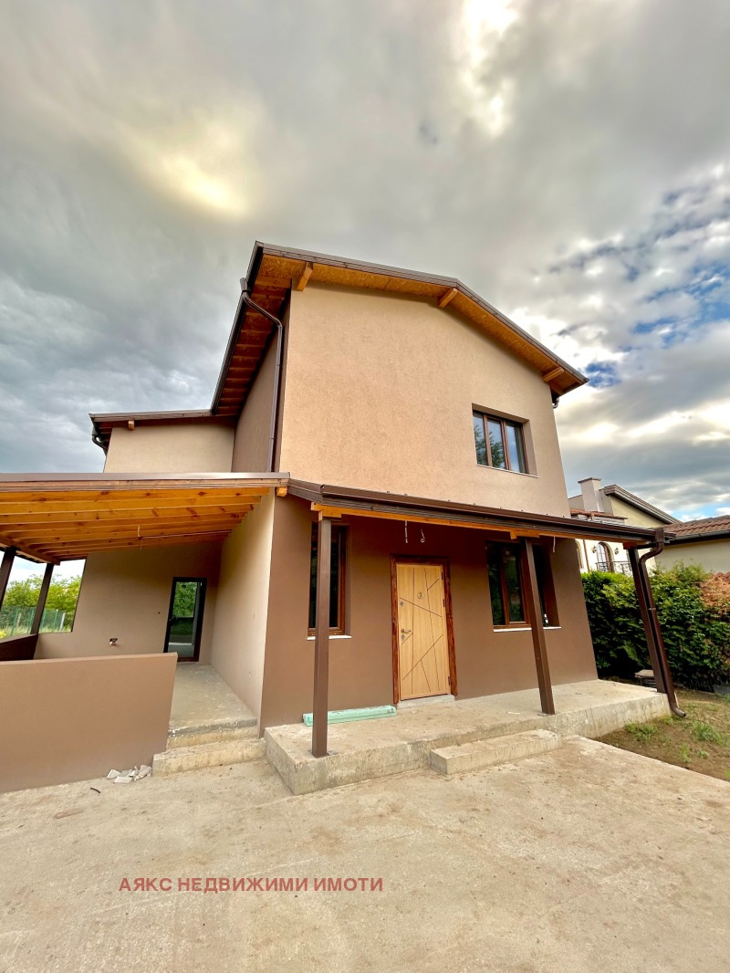 En venta  Casa región Sofia , Golyanovtsi , 212 metros cuadrados | 41880171 - imagen [7]