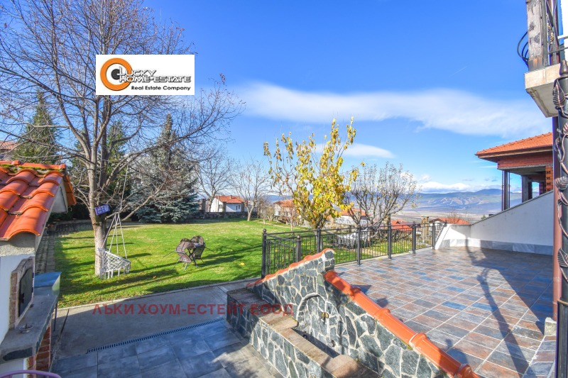 Продава КЪЩА, гр. Сапарева баня, област Кюстендил, снимка 2 - Къщи - 52990382