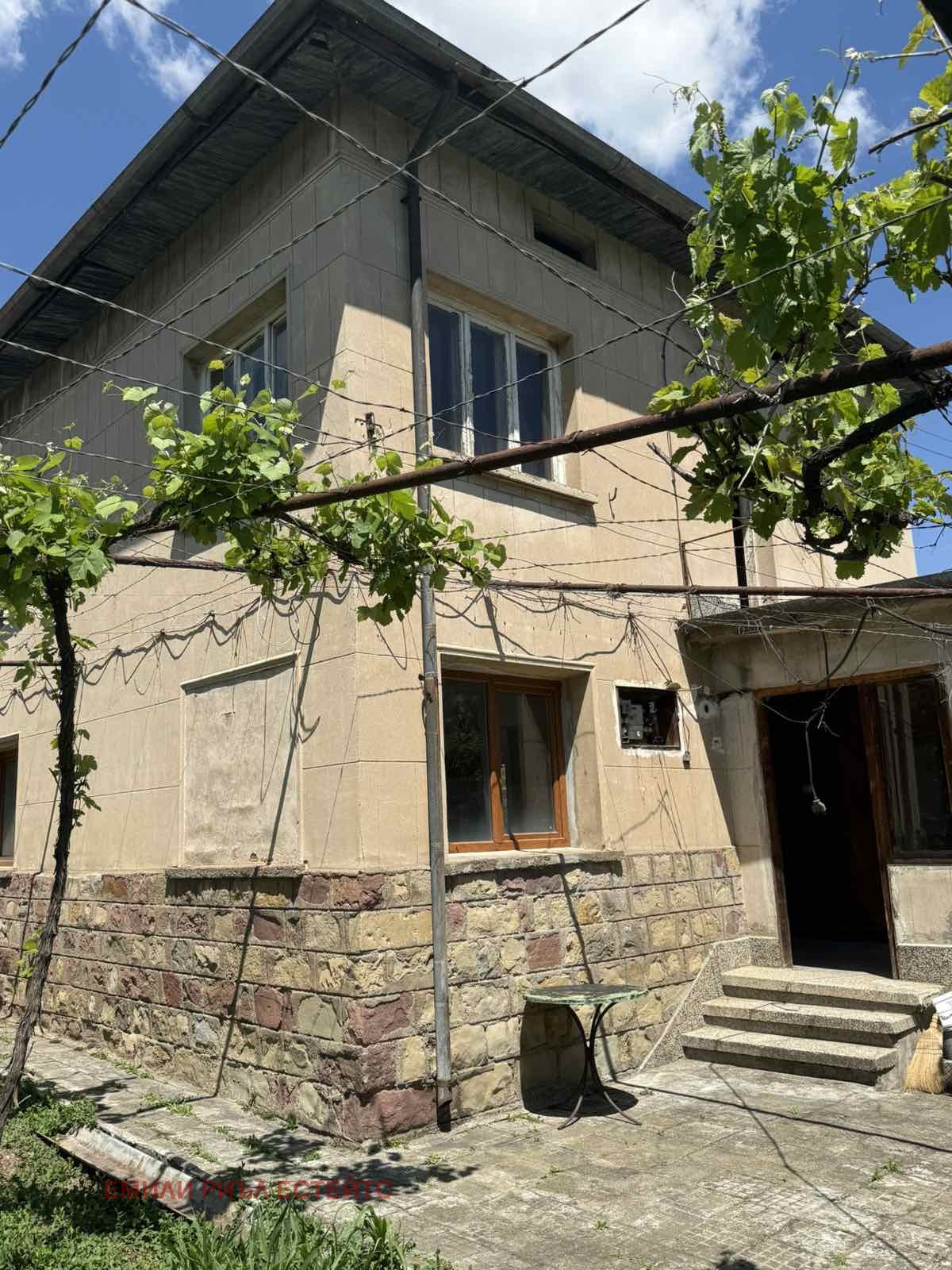 Продава КЪЩА, с. Зверино, област Враца, снимка 2 - Къщи - 54729876