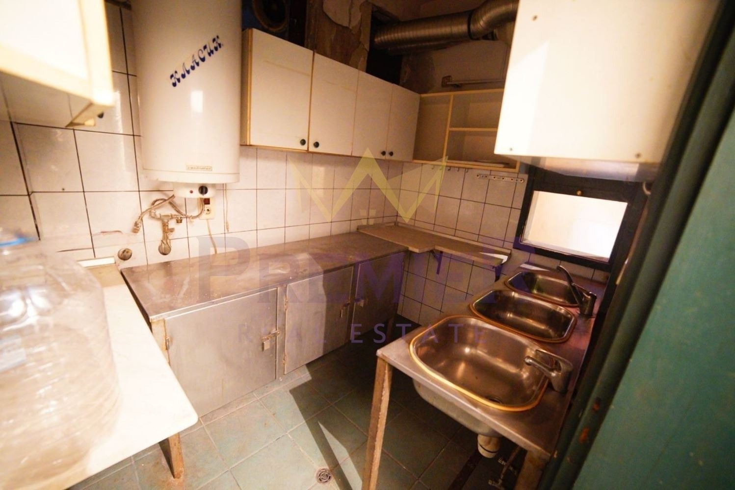 Продава ЗАВЕДЕНИЕ, гр. Пловдив, Христо Смирненски, снимка 4 - Заведения - 55911470