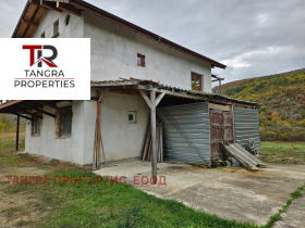 Hus Paramun, region Pernik 16