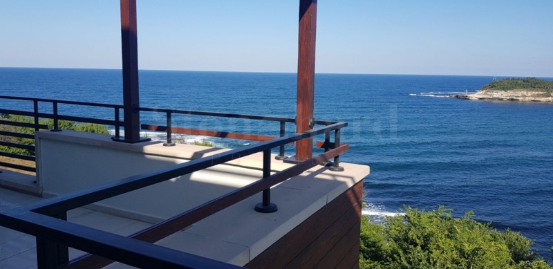 Προς πώληση  2 υπνοδωμάτια περιοχή Μπουργκάς , ΤΣαρεβο , 179 τ.μ | 74731988 - εικόνα [2]