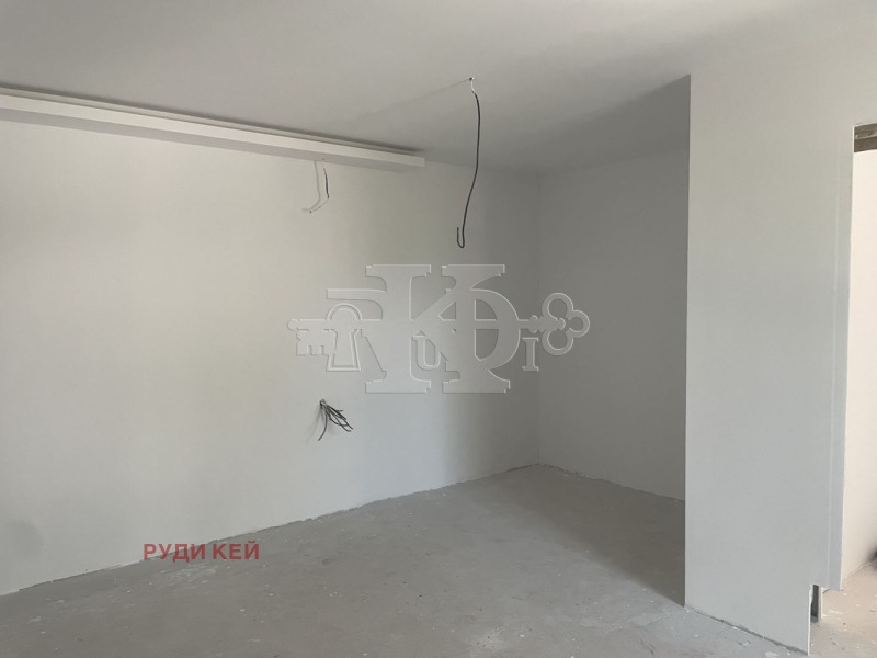 Продава КЪЩА, гр. Варна, м-т Манастирски рид, снимка 13 - Къщи - 52985886