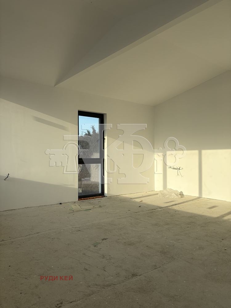 Продава КЪЩА, гр. Варна, м-т Манастирски рид, снимка 11 - Къщи - 52985886