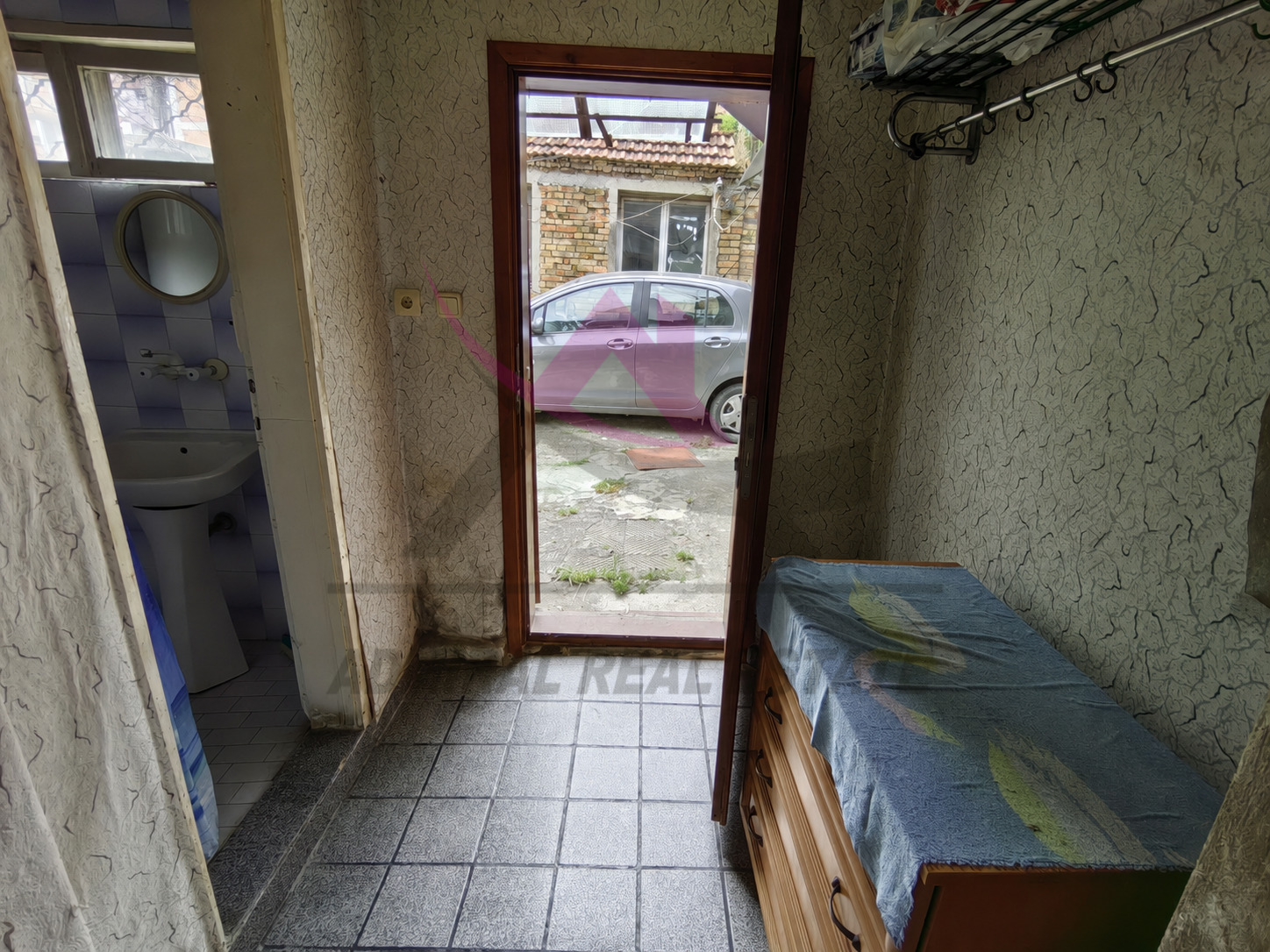 Продава КЪЩА, гр. Варна, Погреби, снимка 6 - Къщи - 55801147
