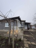 Продава КЪЩА, гр. Генерал Тошево, област Добрич, снимка 1