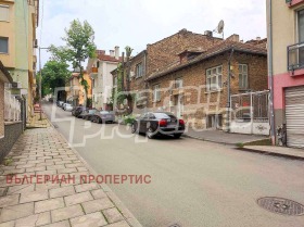 Butikk Tsentar, Sjumen 6