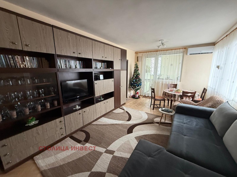 Продава 3-СТАЕН, гр. Велико Търново, Център, снимка 3 - Апартаменти - 53159897