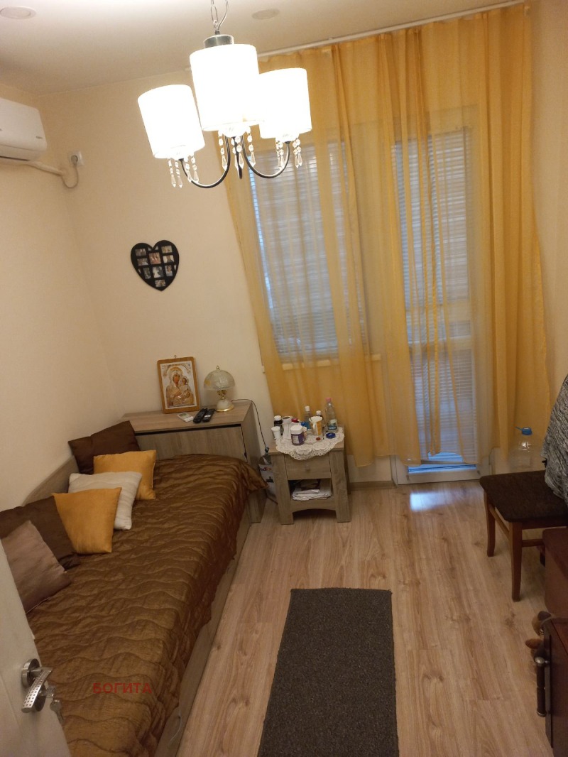 Продава  4-стаен град Стара Загора , Център , 111 кв.м | 96453662 - изображение [8]