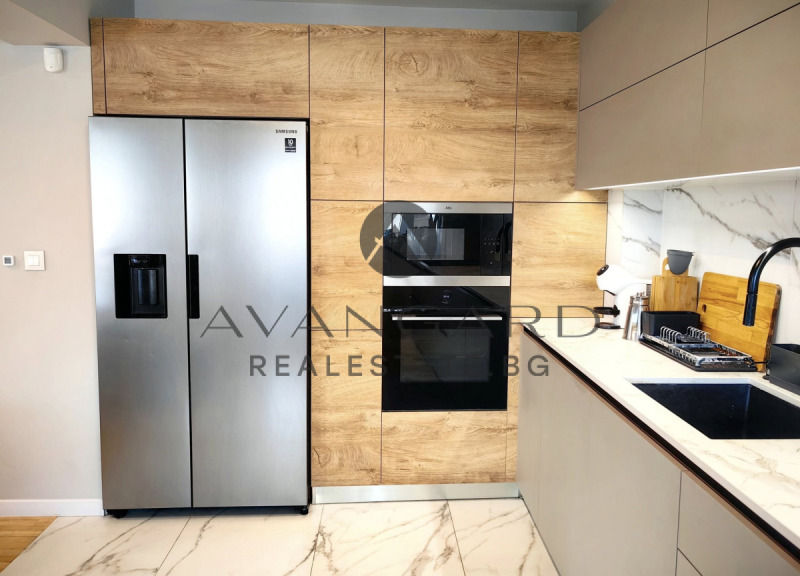 Продава  Многостаен град Пловдив , Център , 188 кв.м | 60451160 - изображение [2]