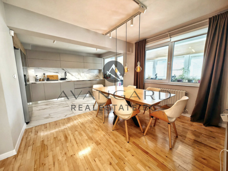 Продава  Многостаен град Пловдив , Център , 188 кв.м | 60451160 - изображение [4]