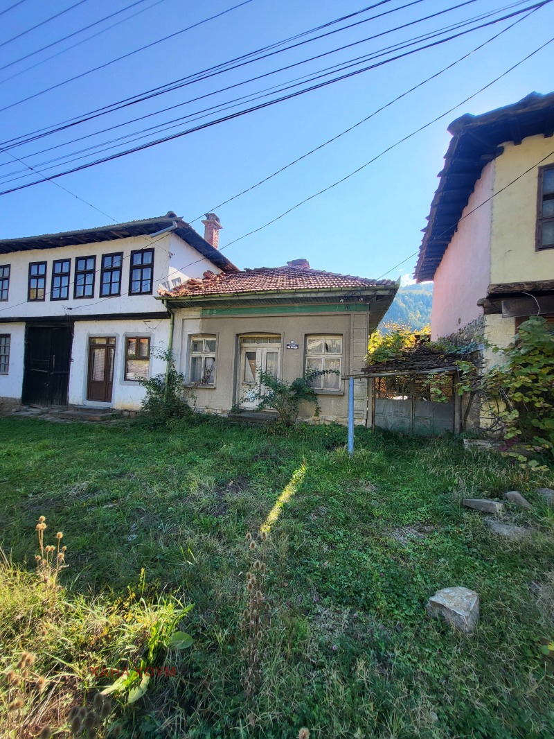 Продава  Къща област Ловеч , гр. Троян , 106 кв.м | 56513703 - изображение [2]
