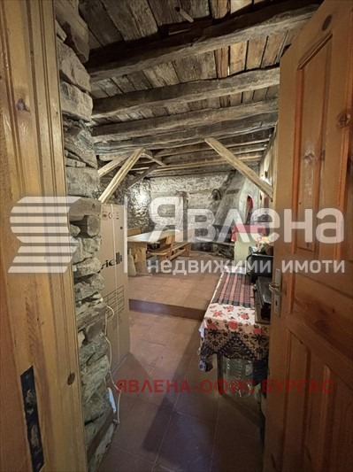 Продава КЪЩА, с. Кондолово, област Бургас, снимка 15 - Къщи - 55366202