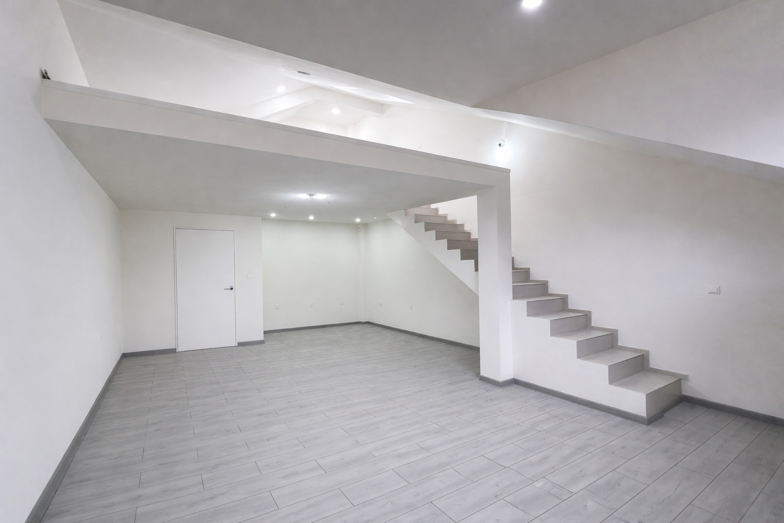 Продава МЕЗОНЕТ, гр. Габрово, Център, снимка 9 - Апартаменти - 53937305