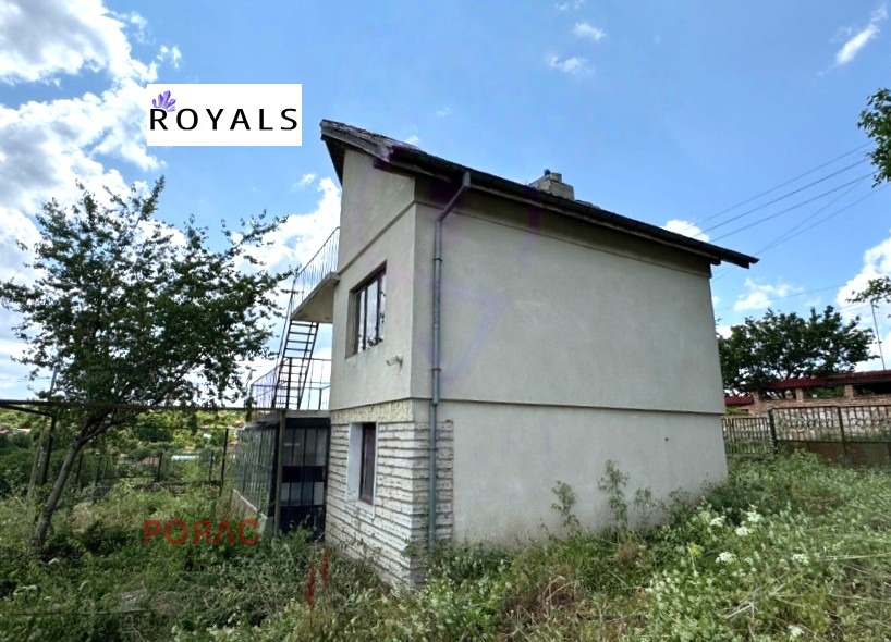 Продава ВИЛА, с. Климентово, област Варна, снимка 2 - Вили - 53353142