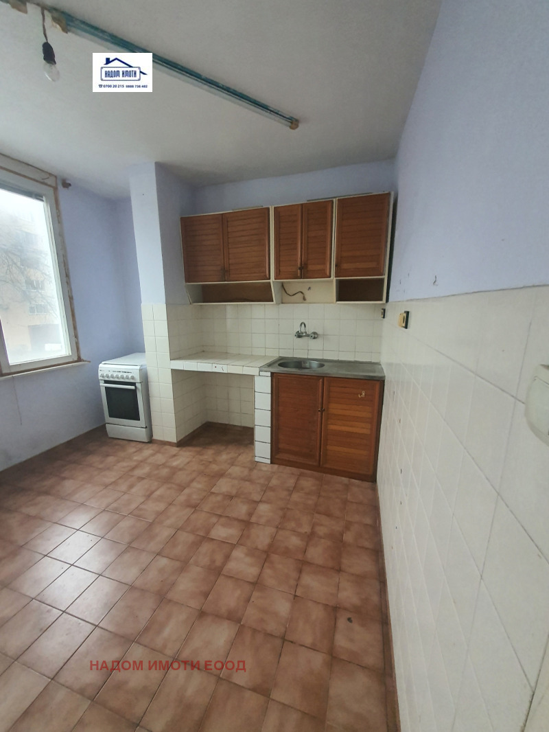 Продава 4-СТАЕН в град Велико Търново, Бузлуджа - 101 кв.м / 128 000 € » 250 346.24 лв., НАДОМ ИМОТИ ЕООД