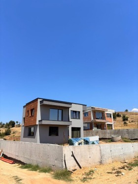 Casa Elenovo, región Blagoevgrad 6