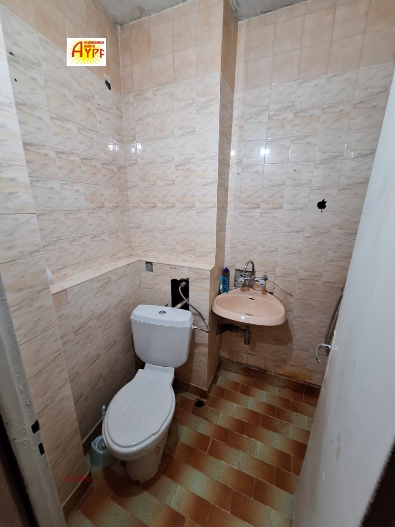 Продава 1-СТАЕН, гр. Враца, Дъбника, снимка 13 - Апартаменти - 53110020