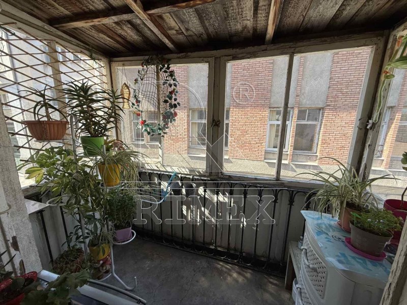 En venta  1 dormitorio Plovdiv , Tsentar , 50 metros cuadrados | 52951474 - imagen [13]