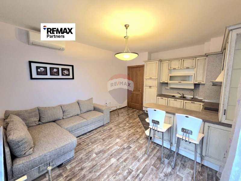 Продава 2-СТАЕН, гр. Варна, Бриз, снимка 3 - Апартаменти - 52716085