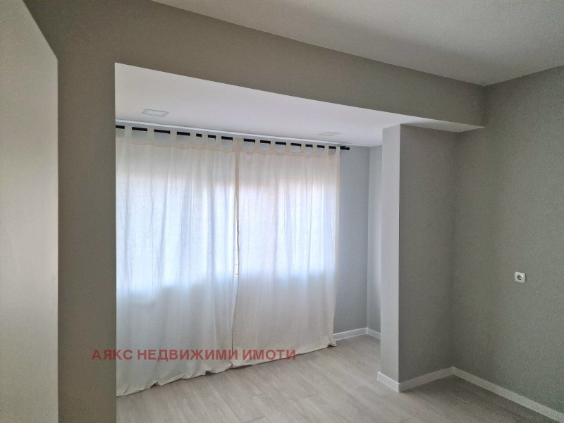 In vendita  2 camere da letto Sofia , Mladost 1 , 77 mq | 11044567 - Immagine [9]