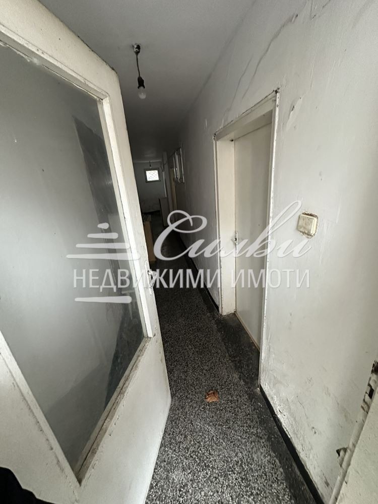 Продава ЕТАЖ ОТ КЪЩА, гр. Шумен, Дивизионна болница, снимка 15 - Етаж от къща - 53150527