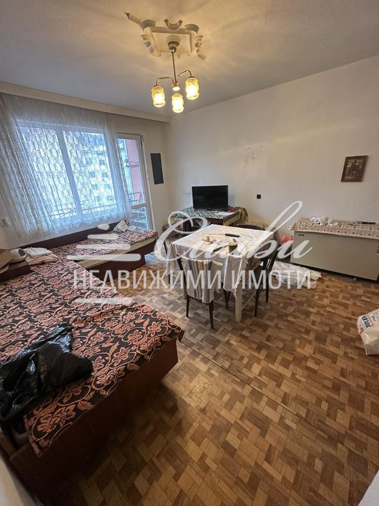 Продава ЕТАЖ ОТ КЪЩА, гр. Шумен, Дивизионна болница, снимка 4 - Етаж от къща - 53150527