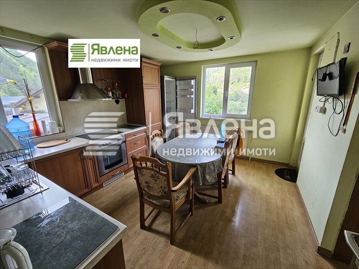 Myytävänä  Talo Sofian alue , Svidnja , 207 neliömetriä | 63232520 - kuva [6]
