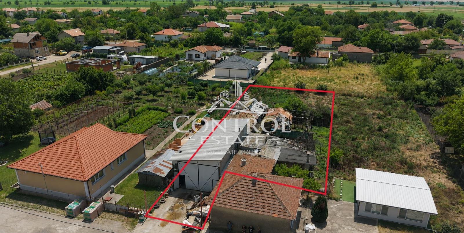 Продава КЪЩА, с. Царичино, област Добрич, снимка 2 - Къщи - 55153611