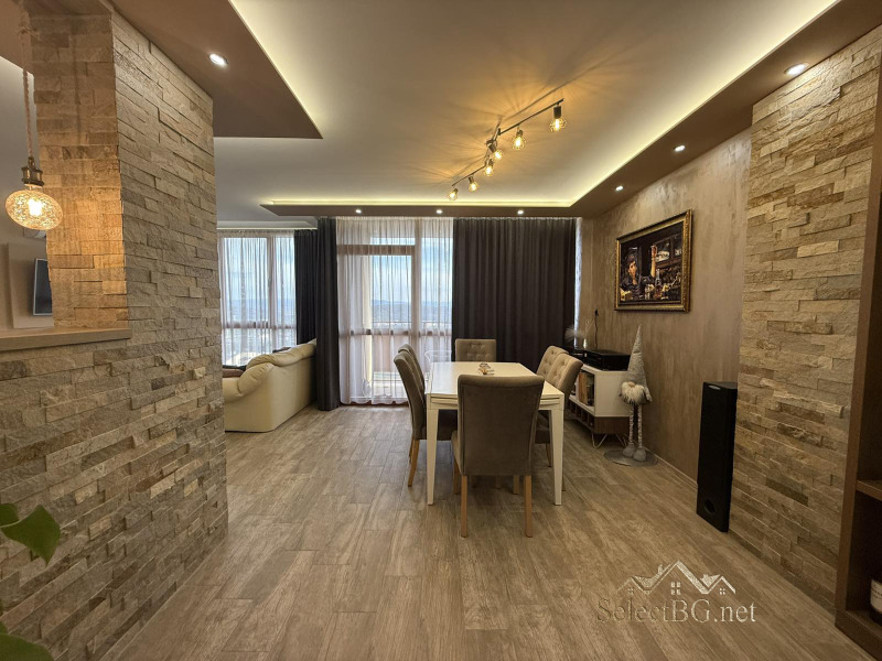 Na prodej  3 ložnice Veliko Tarnovo , Akacija , 160 m2 | 17985043 - obraz [3]