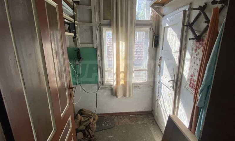 Till salu  Hus Golv region Montana , Lom , 172 kvm | 93857392 - bild [5]